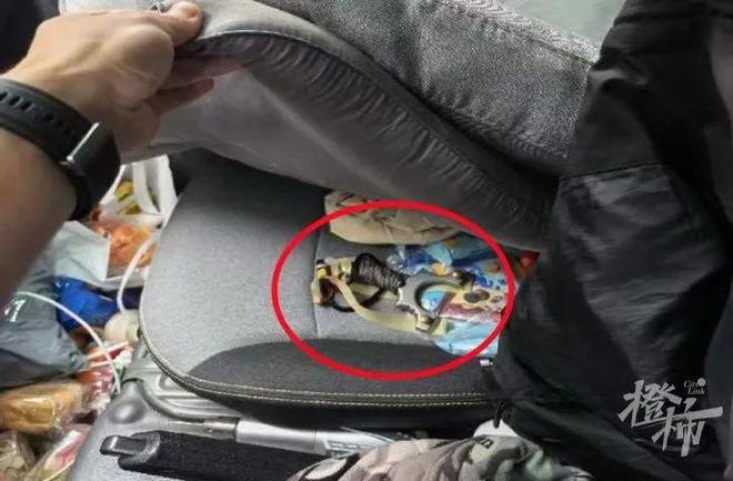 角子機：“等紅燈無聊，想找點樂子”，杭州閙市區4名女子受傷，40嵗貨車司機被判刑！
