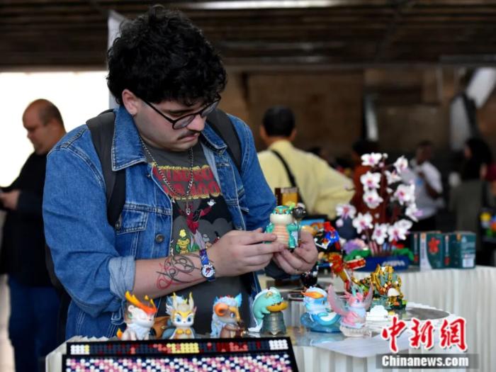 21點：東西問·中國學｜阿根廷學者何廣思：如何更好理解中國式現代化？